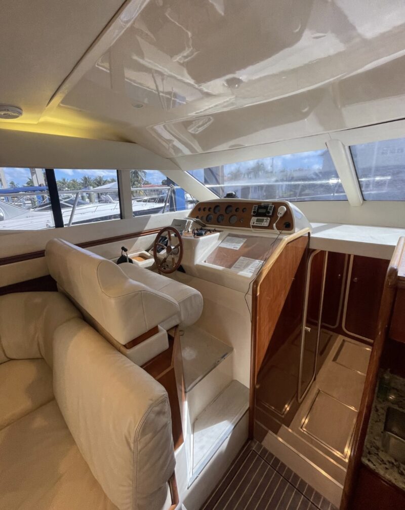 50ft Azimut available in Miami with 1 Jet Ski included for one hrs. - Image 26